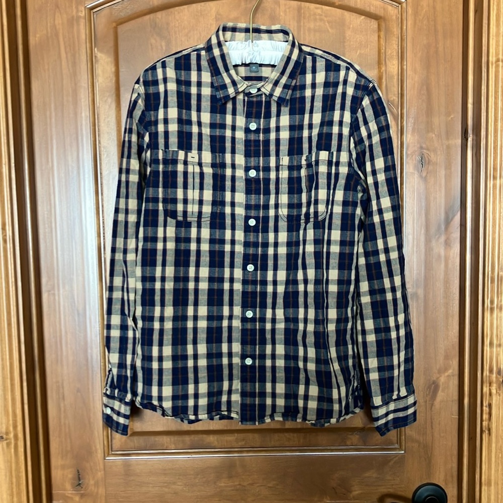 LL Bean Signature Men's long sleeve button down shirt